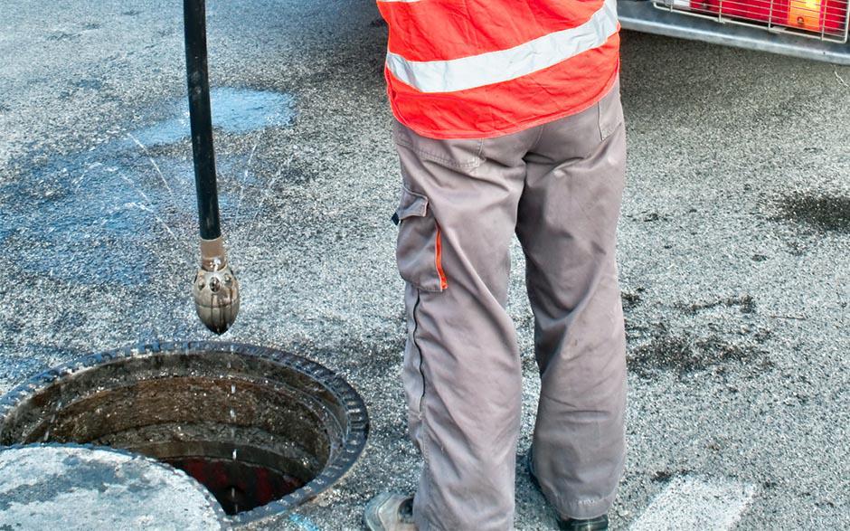 débouchage de canalisations Courbevoie